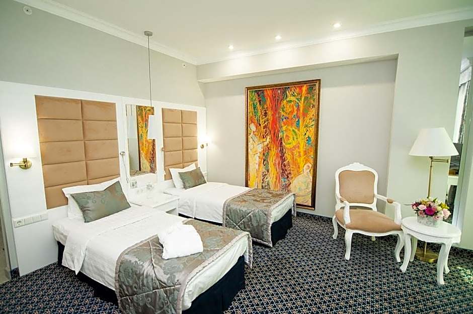 Kazzhol Hotel Astana