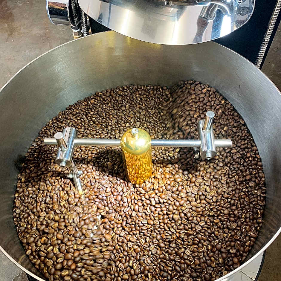 Tanigawa Valley Lodge & Coffee Roastery