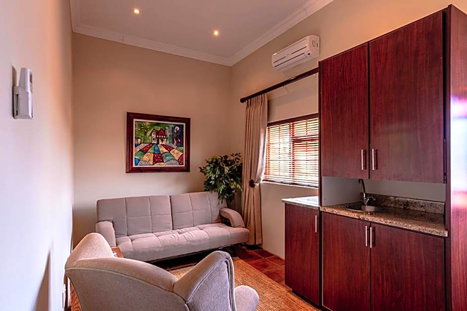 Mooiplaas Guesthouse