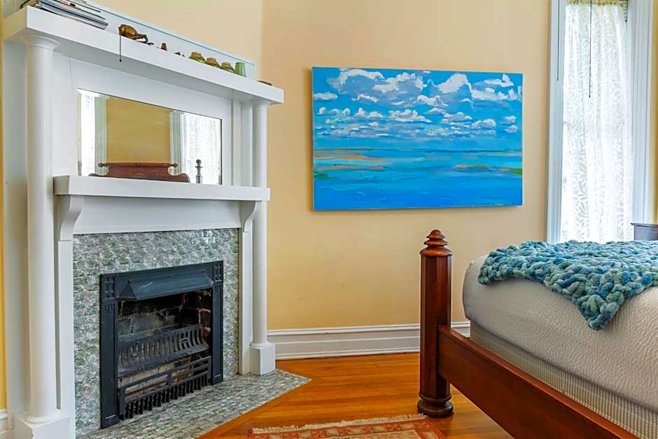 Sweetwater Branch Inn Bed And Breakfast