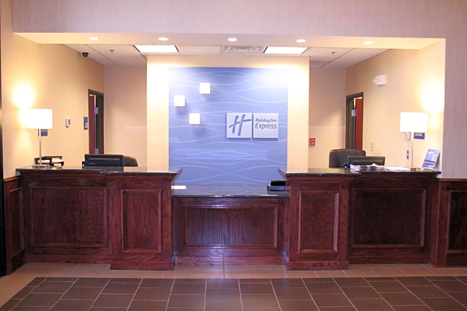 Holiday Inn Express Pratt By IHG