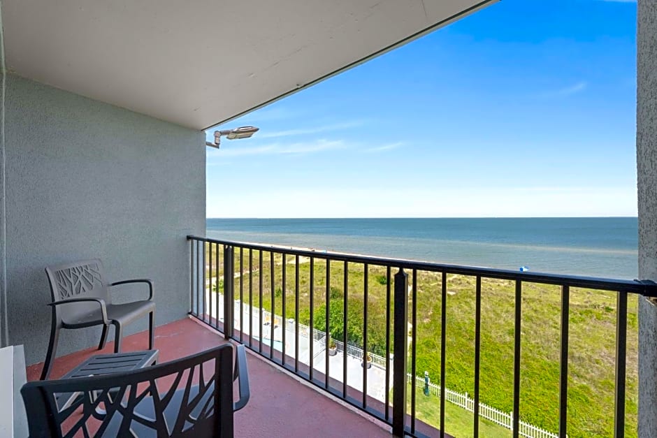 Best Western Plus Holiday Sands Inn & Suites