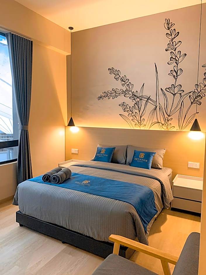 Hotel Brynton at Cameron Centrum Mall