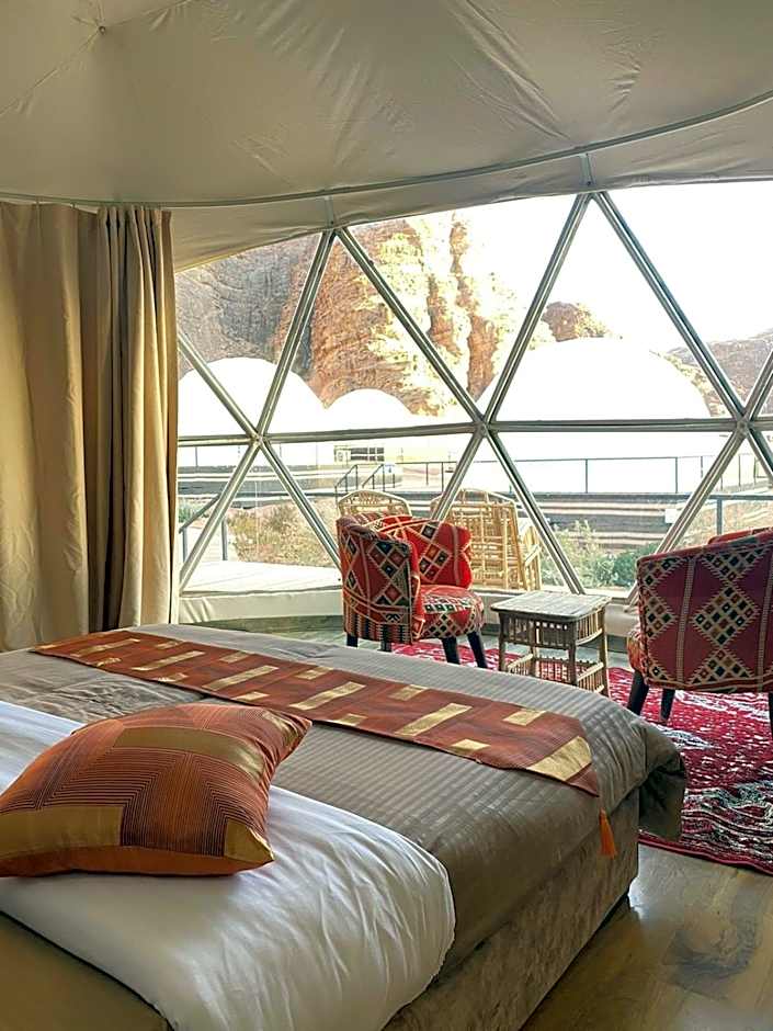 Wadi Rum Desert Tours and Glamping with Hussein