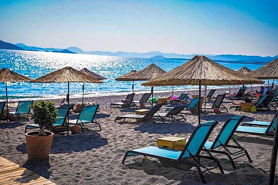 Uras Beach Hotel