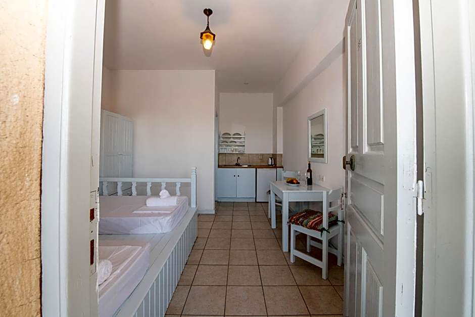 Karpathios Studios Pefkos