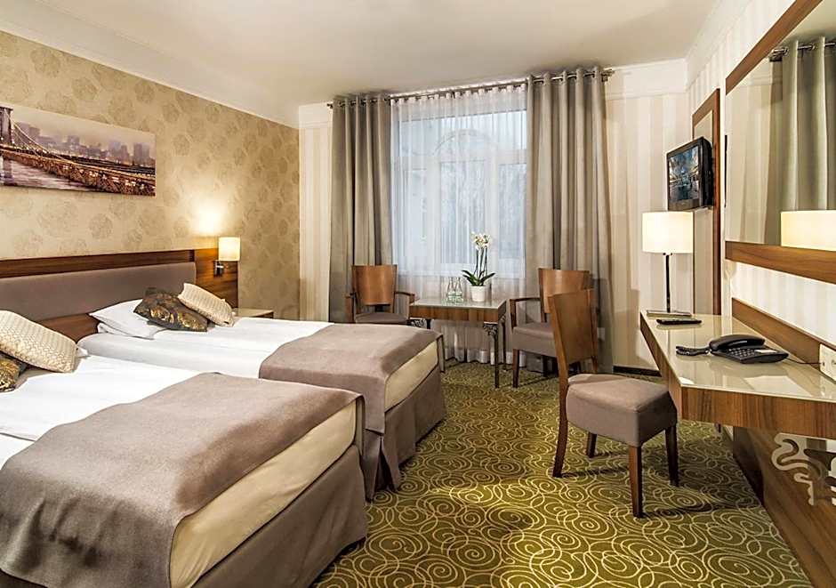 Hotel Lord - Warsaw Airport