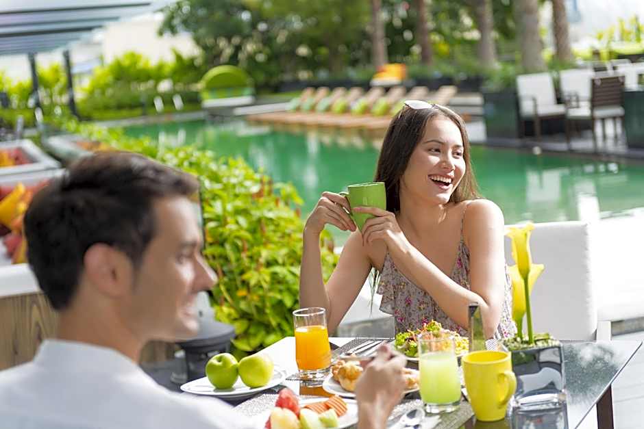 Holiday Inn Bangkok Sukhumvit By IHG