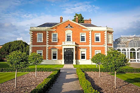 DoubleTree By Hilton Chester