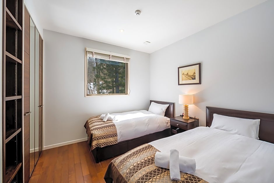 Phoenix Chalets by HHG