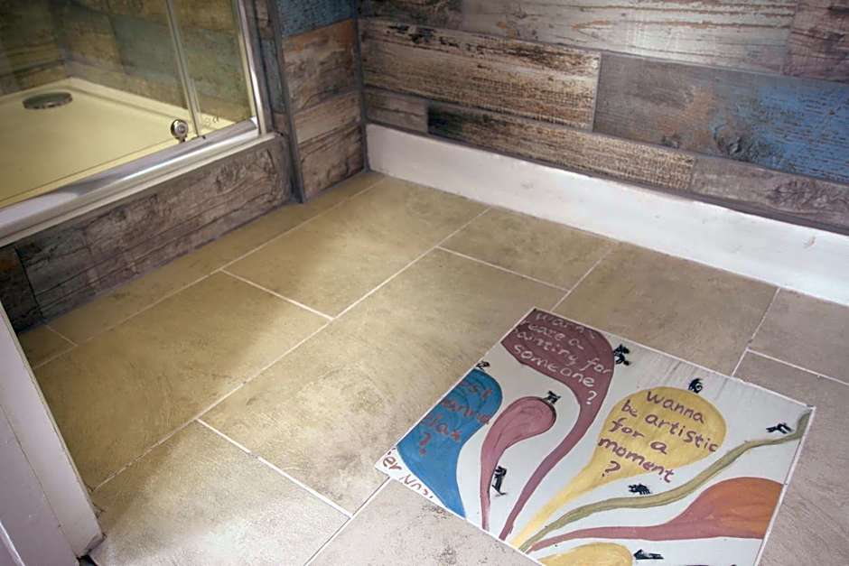 The Boho - 4 min walk to beach & town