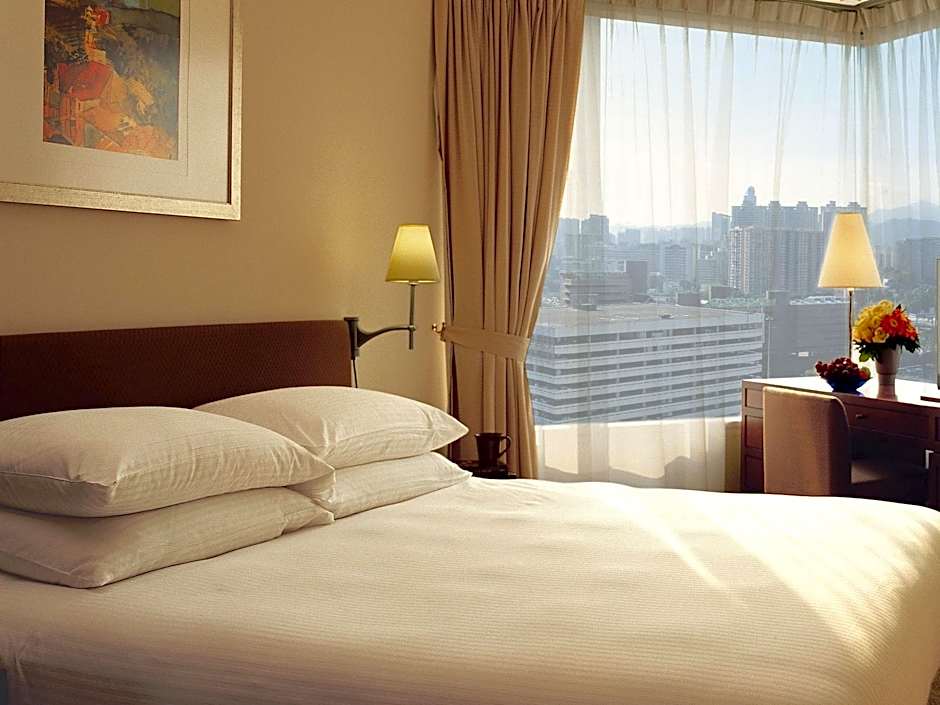 Hotel Dayal Paradise