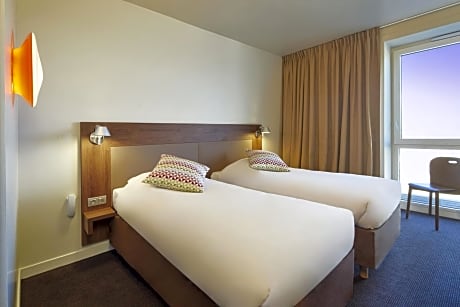Standard Twin Room with Two Single Beds