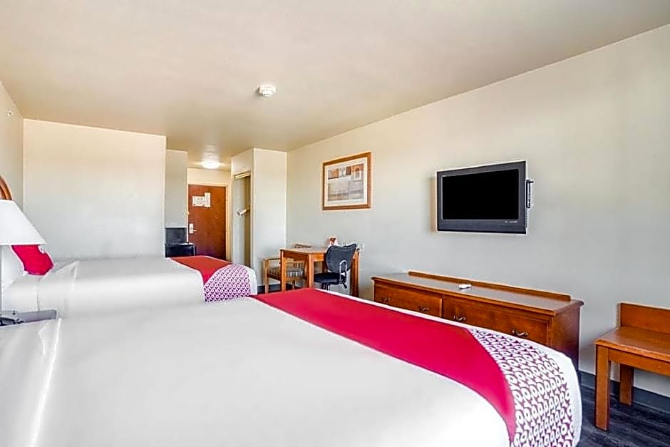 Days Inn & Suites Wichita Falls
