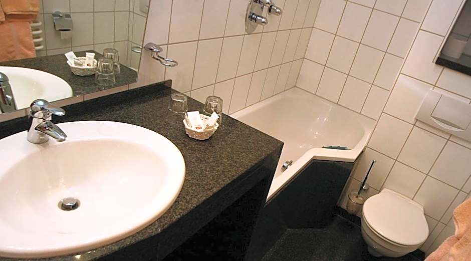 Moselland Hotel im Enderttal Zum Onkel Willi