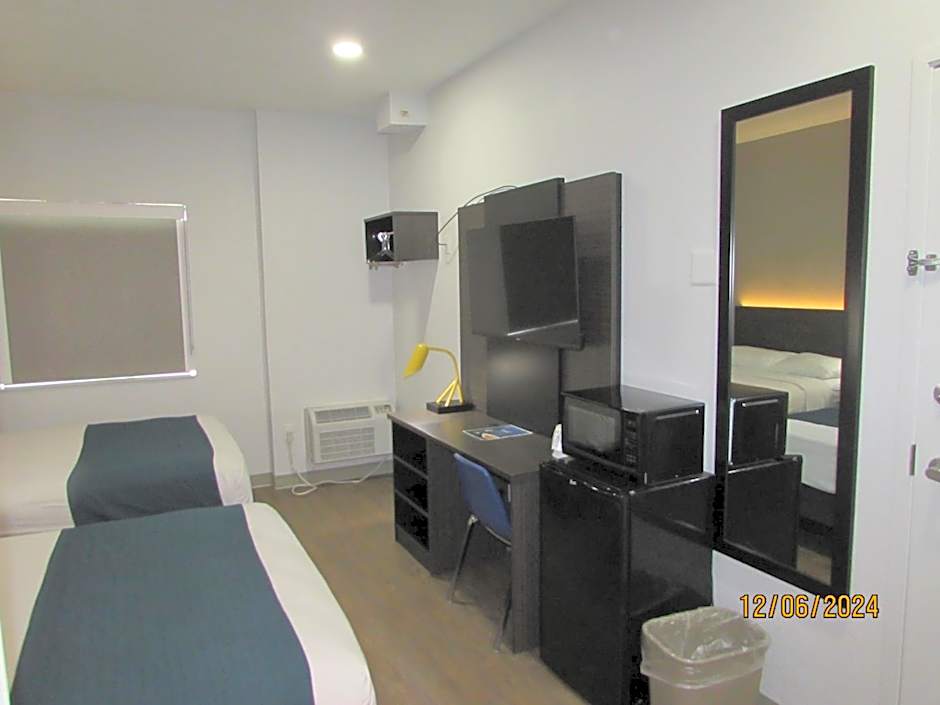 Motel 6-West Des Moines, IA