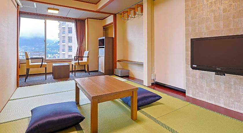 Ooedo Onsen Monogatari Premium Atami