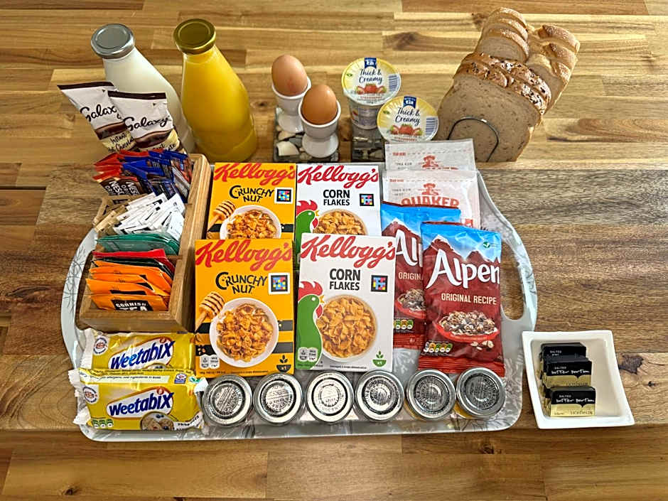 Lands End Hostel and B&B