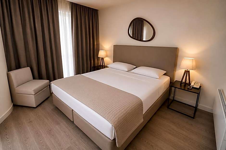 Droushia Heights Hotel