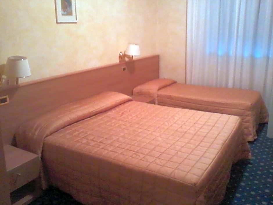 Hotel Miravalle 2000