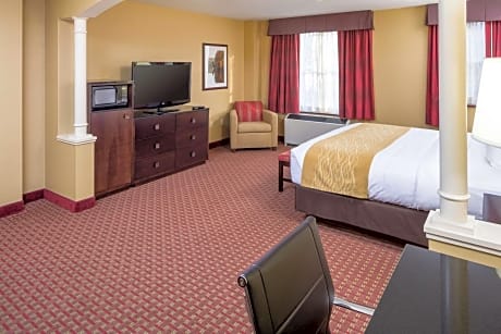 Queen Room with Two Queen Beds - Accessible/Non-Smoking