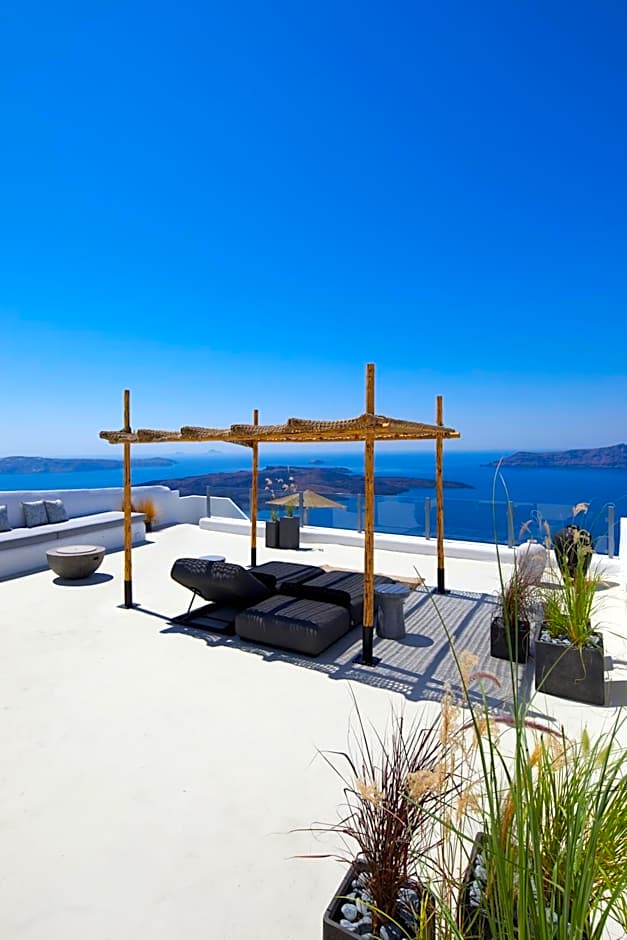U & ME SUITES