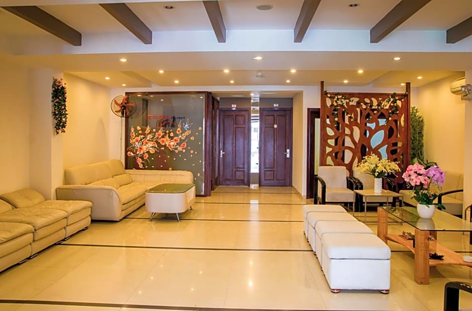 Le Duong Hotel