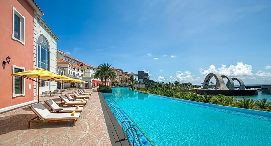 La Festa Phu Quoc, Curio Collection By Hilton