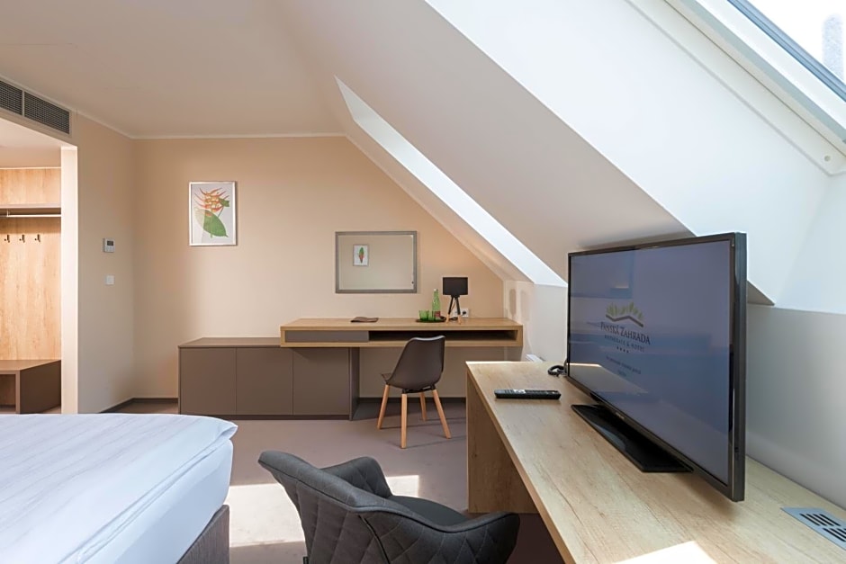 Hotel Panská Zahrada