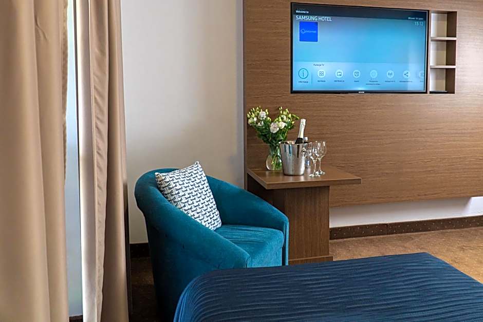 HOTEL CICHA WODA NIEPORĘT