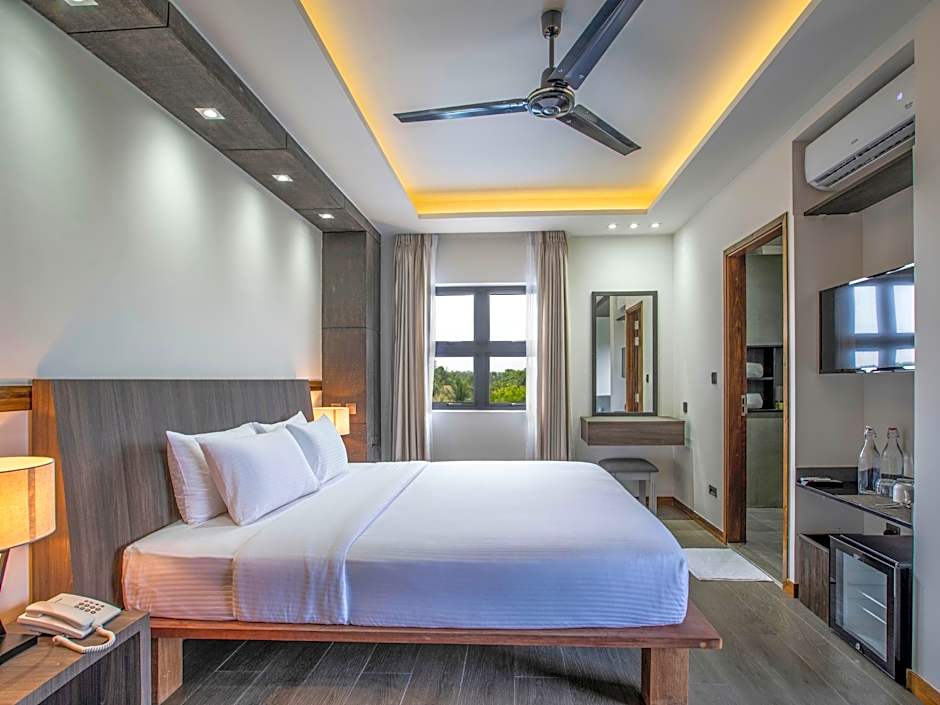 Ataraxis Grand and Spa Fuvahmulah
