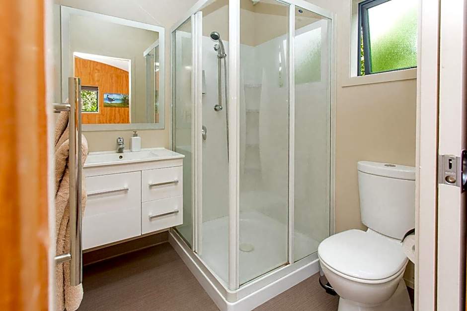Hot Water Beach TOP 10 Holiday Park