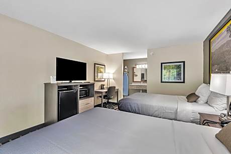 2 Double Beds Mobility Accessible Room Non-Smoking