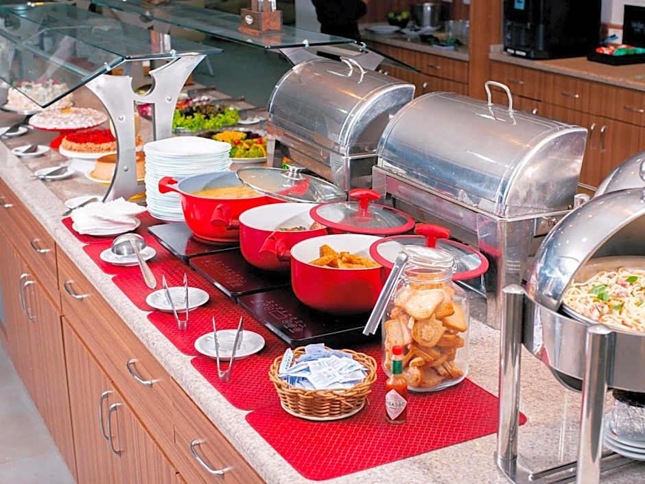 Ibis Curitiba Shopping