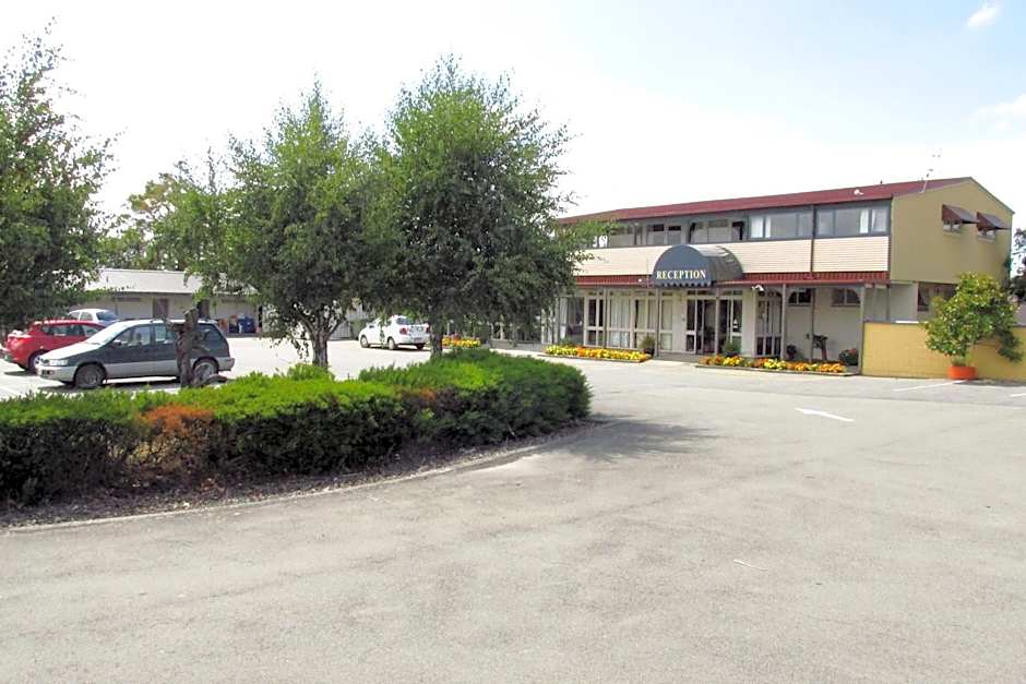 Blenheim Road Motor Lodge