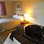 Super 8 by Wyndham Waldorf