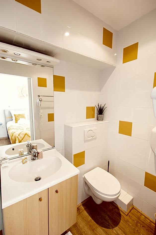 HOTEL RESTAURANT LA COTE REVEE