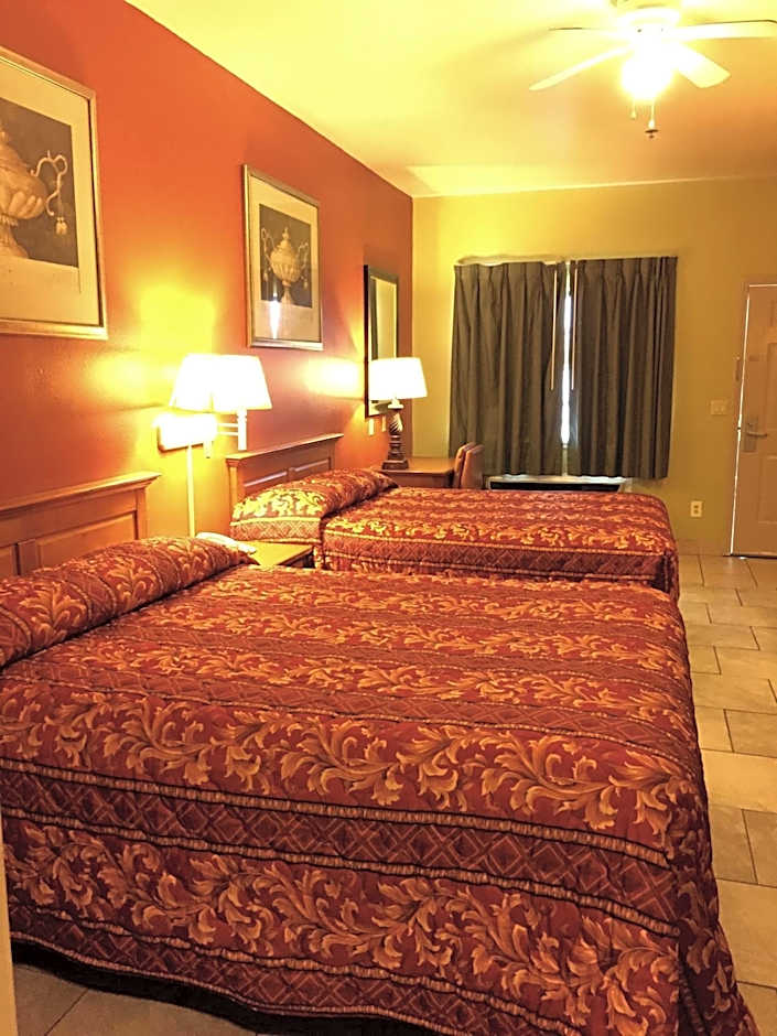 Boca Chica Inn and Suites