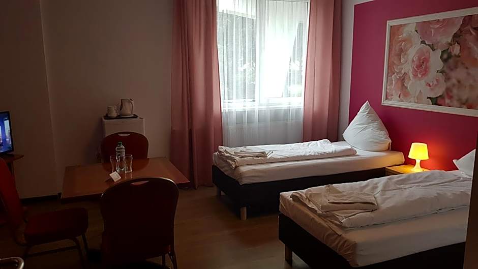 Hotelik Kameleon Pokoje Gościnne