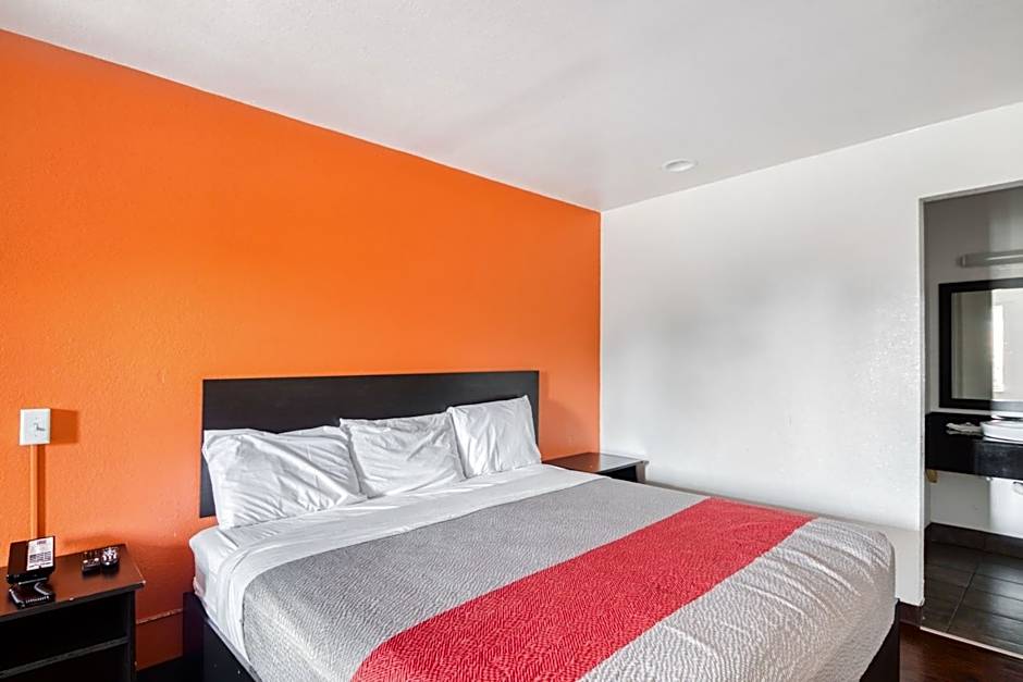 OYO Hotel Baton Rouge Mid City