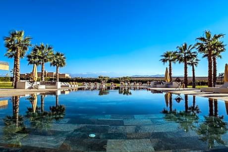 SUMAHAN SUITES & SPA