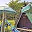 Piratas Cabanas Camping Bar