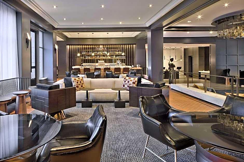 The Logan Philadelphia, Curio Collection by Hilton