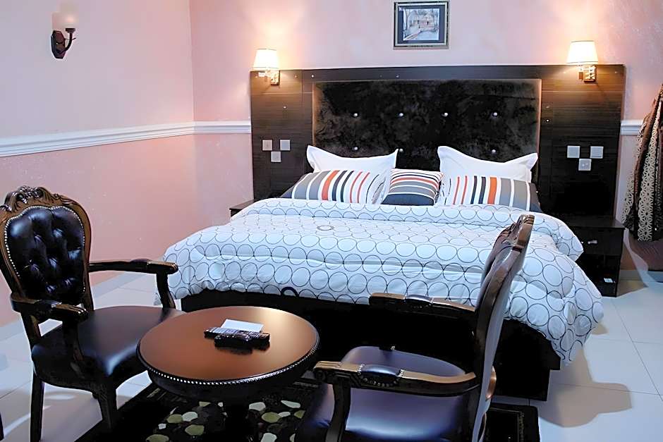 Queensgate Continental 