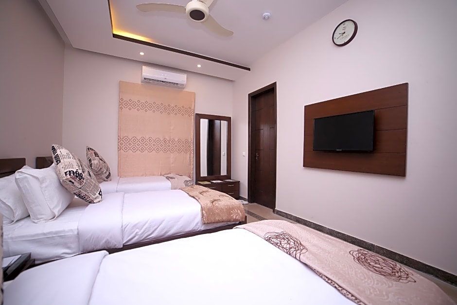 Zifan Hotel & Suites