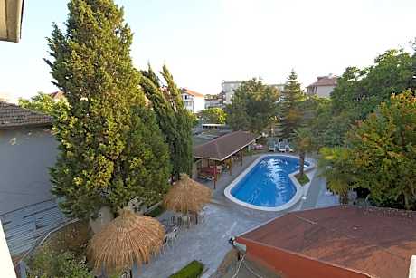 Atlantic Complex Ravda