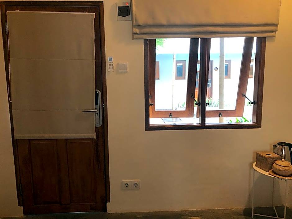 Roots Hotel Trawangan