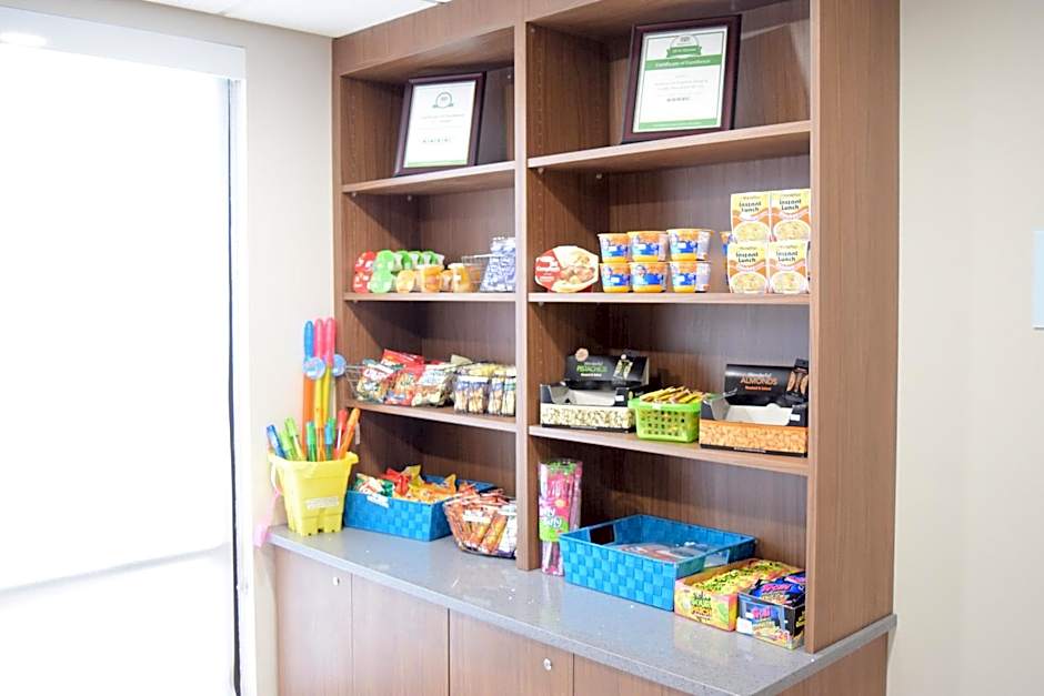 Holiday Inn Express Hotel & Suites Pensacola West I-10 By IHG