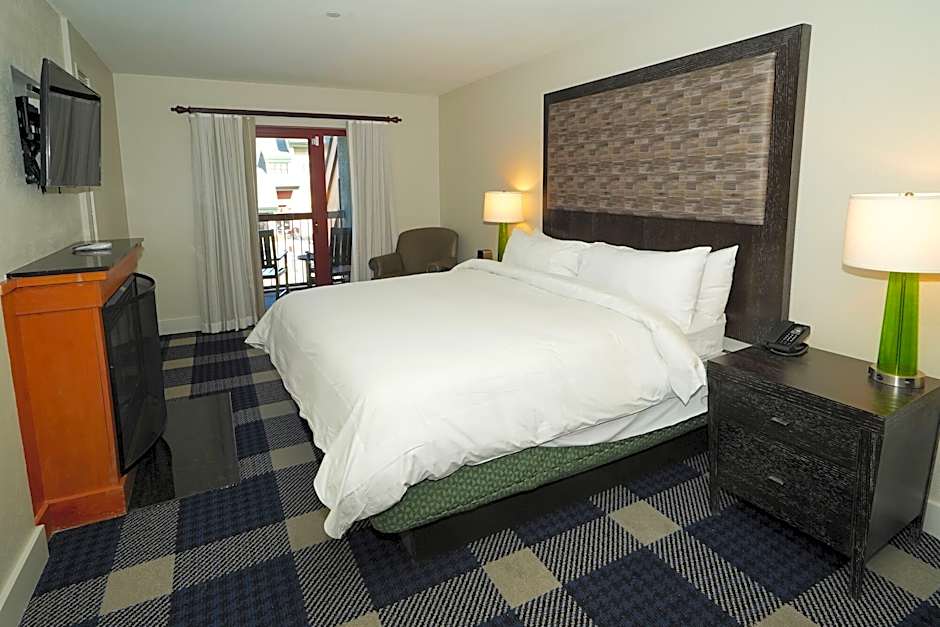 Heavenly Village Condos - Grand Residence