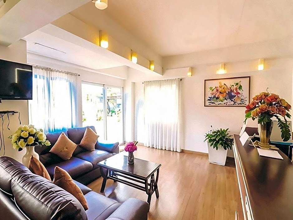 Hotel De Ratt Phuket